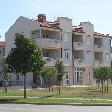 Apartments Nautica Novigrad  Ngoại thất bức ảnh